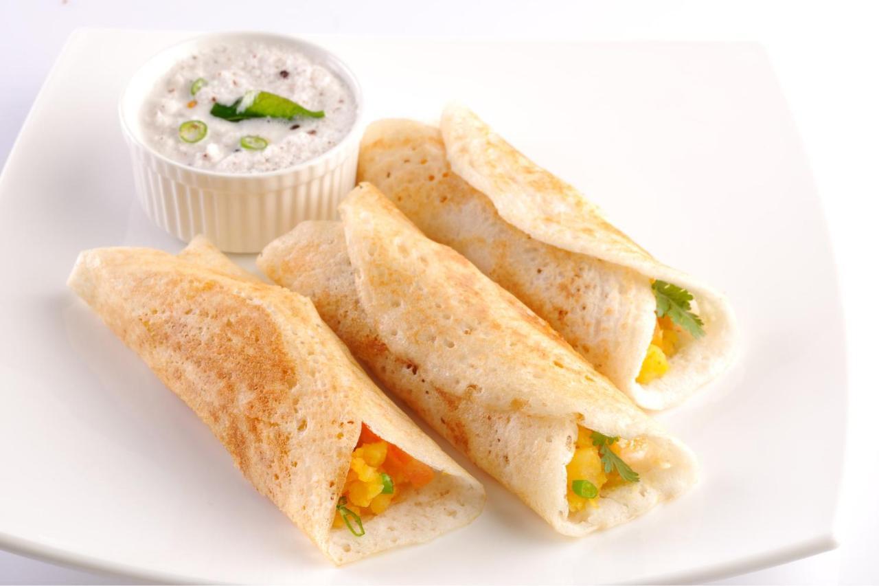OYO 16123 Chandana Deluxe Bangalore Bagian luar foto